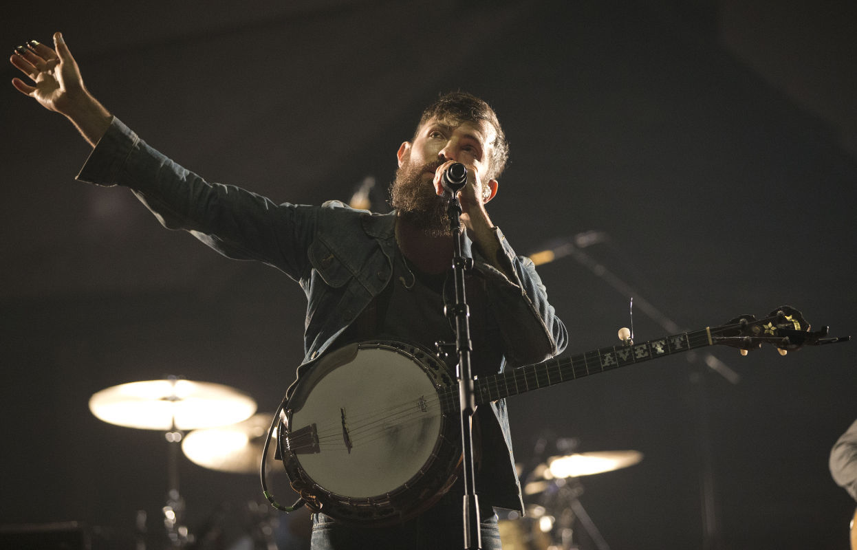 Avett Brothers play New Year's show at the Greensboro Coliseum